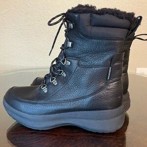Women's Clark’s ‘ Un Orbit Up ‘ Leather Winter Boots